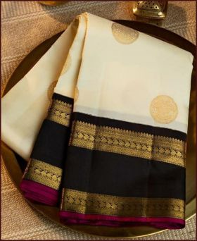 Kalgi Archaic White Colored Traditional Kanchi Soft Silk Sari With Attached Blouse