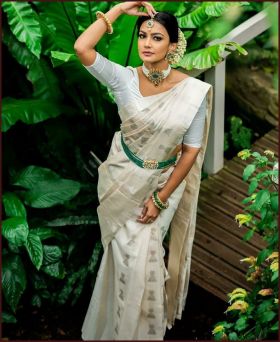Newest Off white Color Banarasi Silk Saree with Blouse Piece