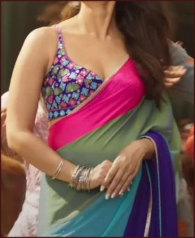 Alia Bhatt's Soft Georgette Multicoloured Saree With Tassel