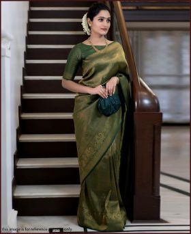 Enchanting Soft Banarasi Silk Weaving Green Saree with Blouse Piece